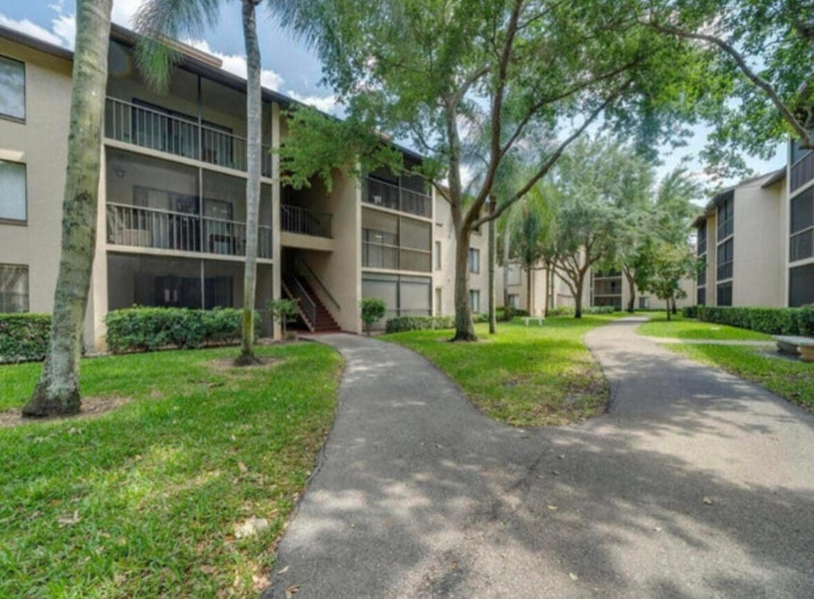 207 Foxtail Drive E3, Greenacres, FL 33415, Greenacres