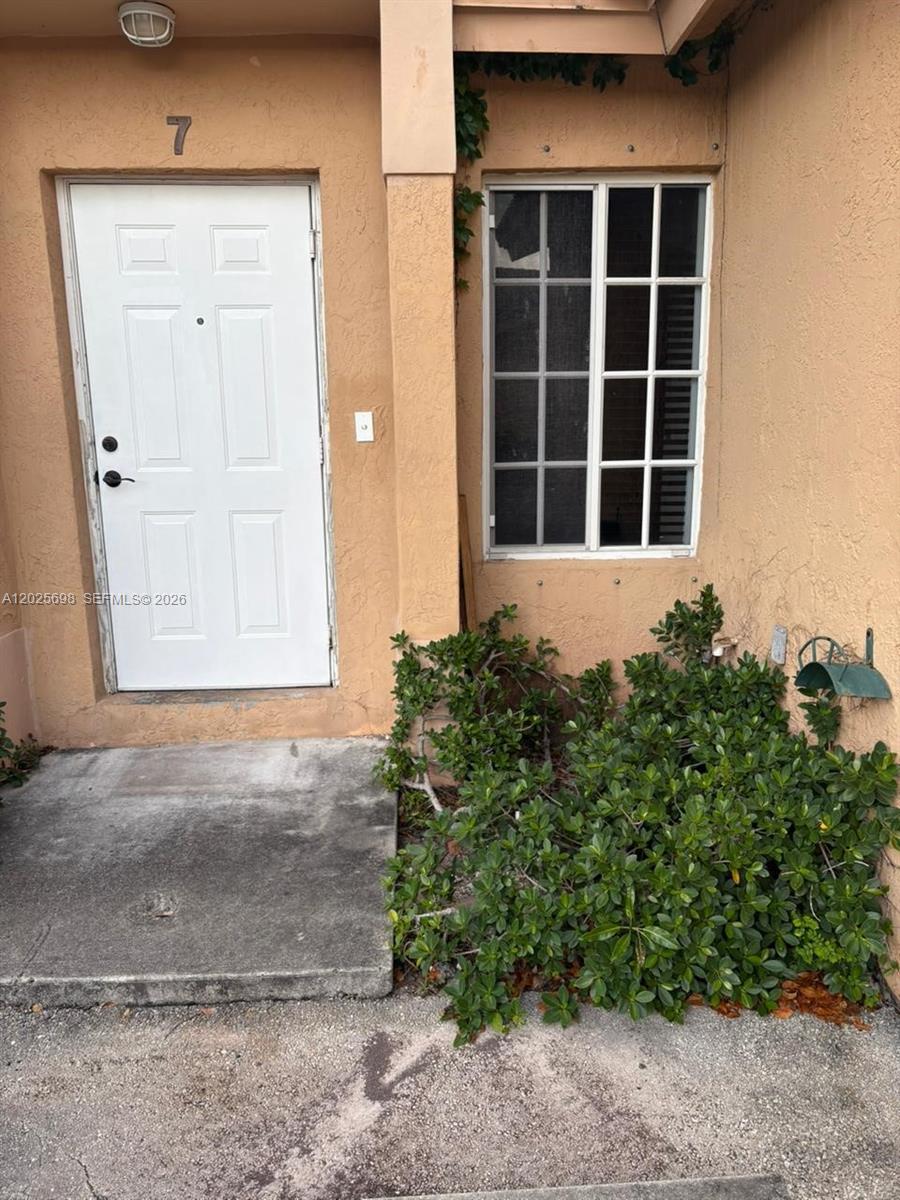 117 SE 3rd Avenue 7, Hallandale Beach, FL 33009, Hallandale Beach