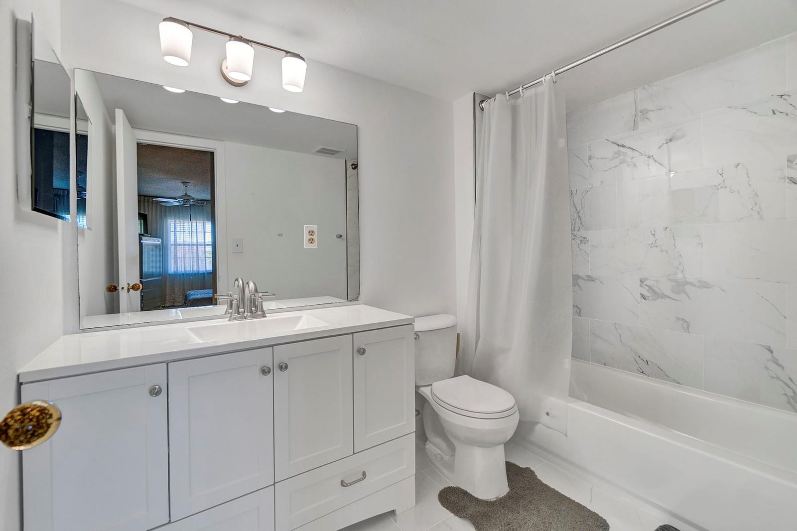 5190 E Sabal Palm Boulevard 304 — photo 12