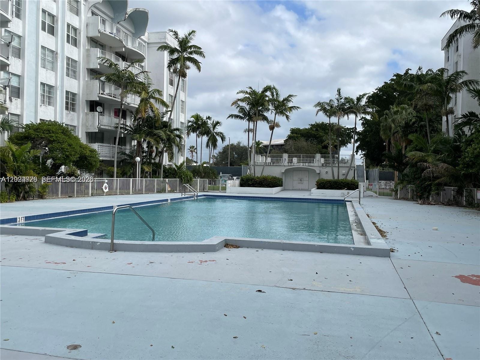 486 NW 165th St Road B-201, Miami, FL 33169 photo 18