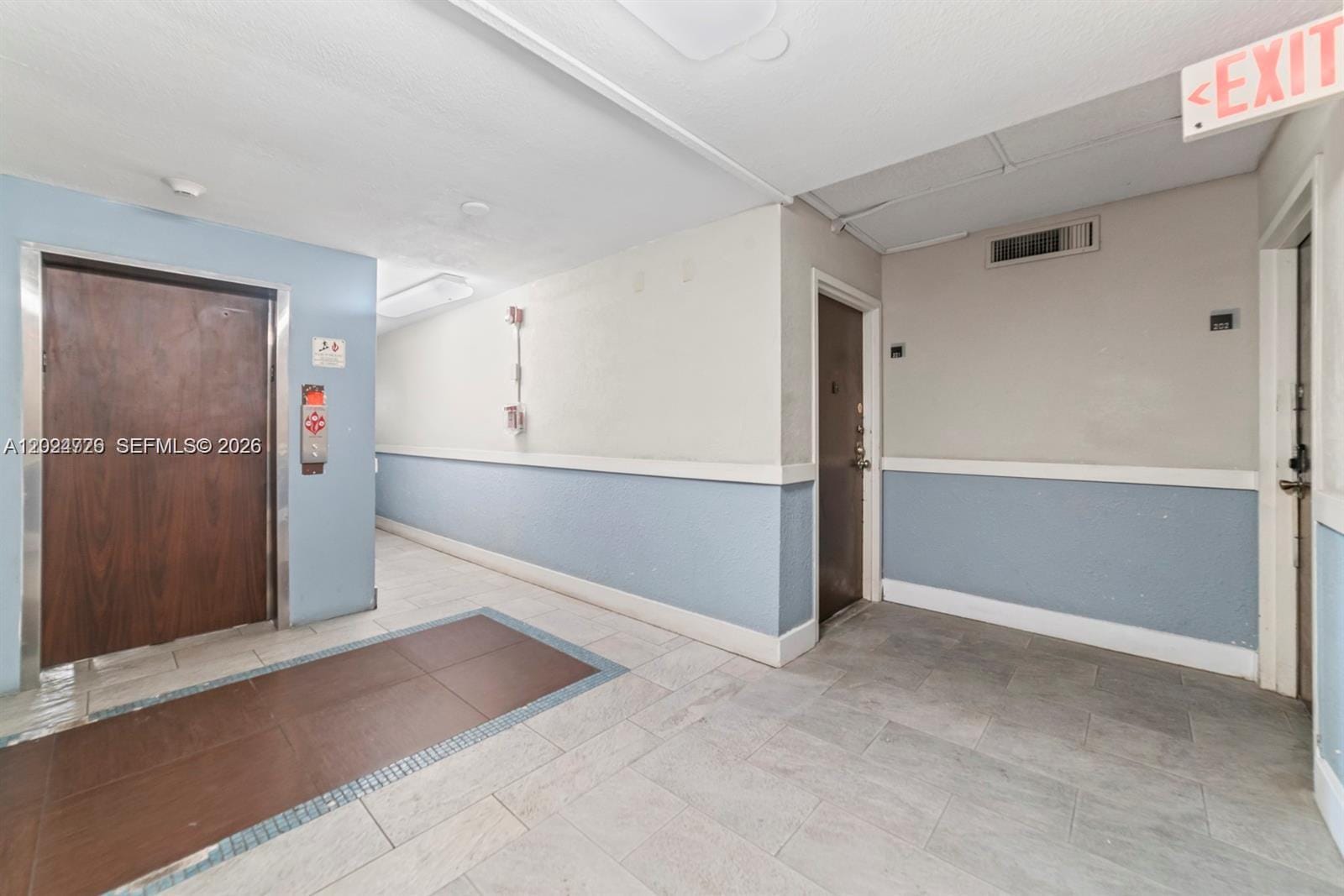 486 NW 165th St Road B-201, Miami, FL 33169 photo 24