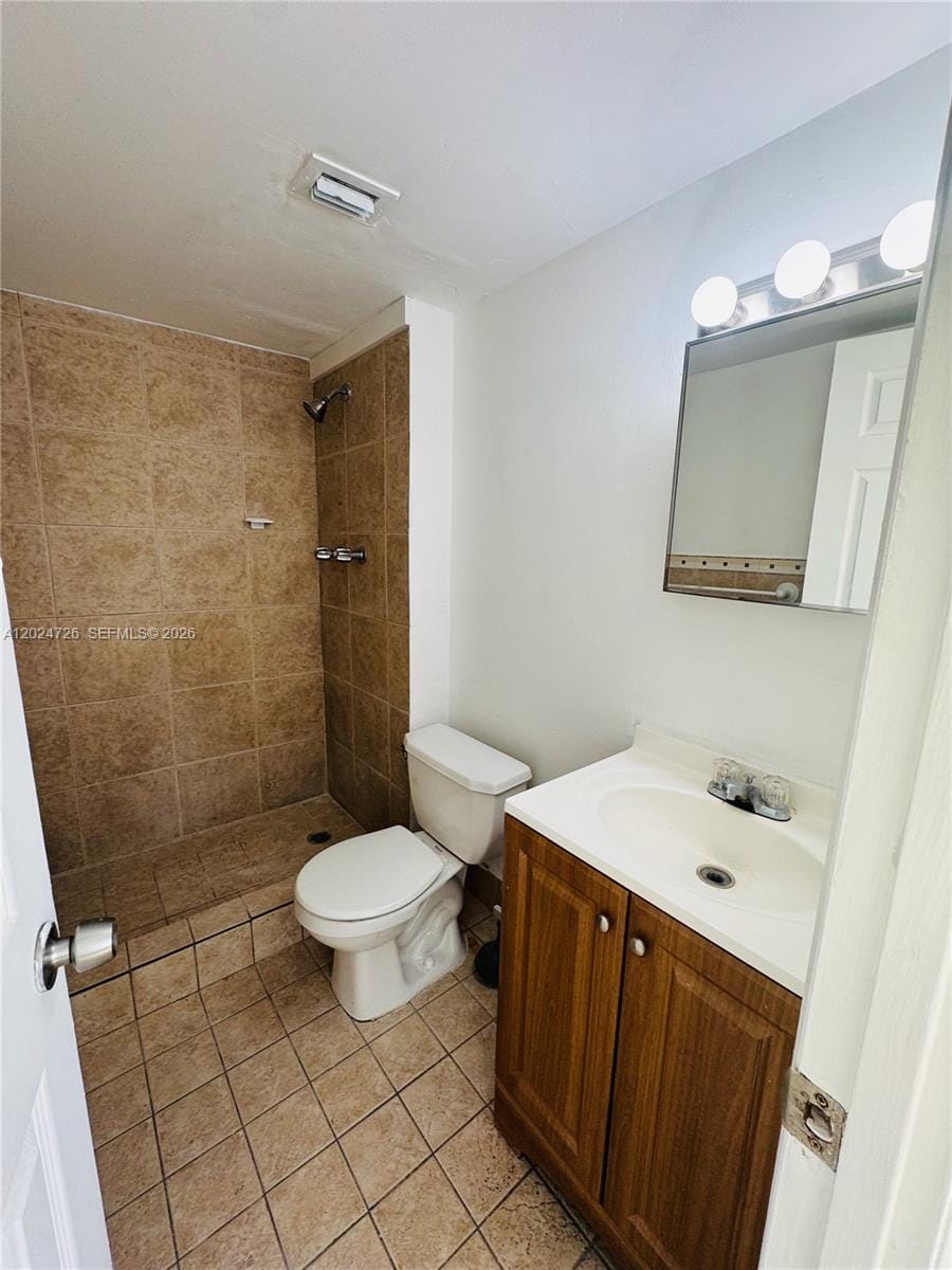 486 NW 165th St Road B-201, Miami, FL 33169 photo 9