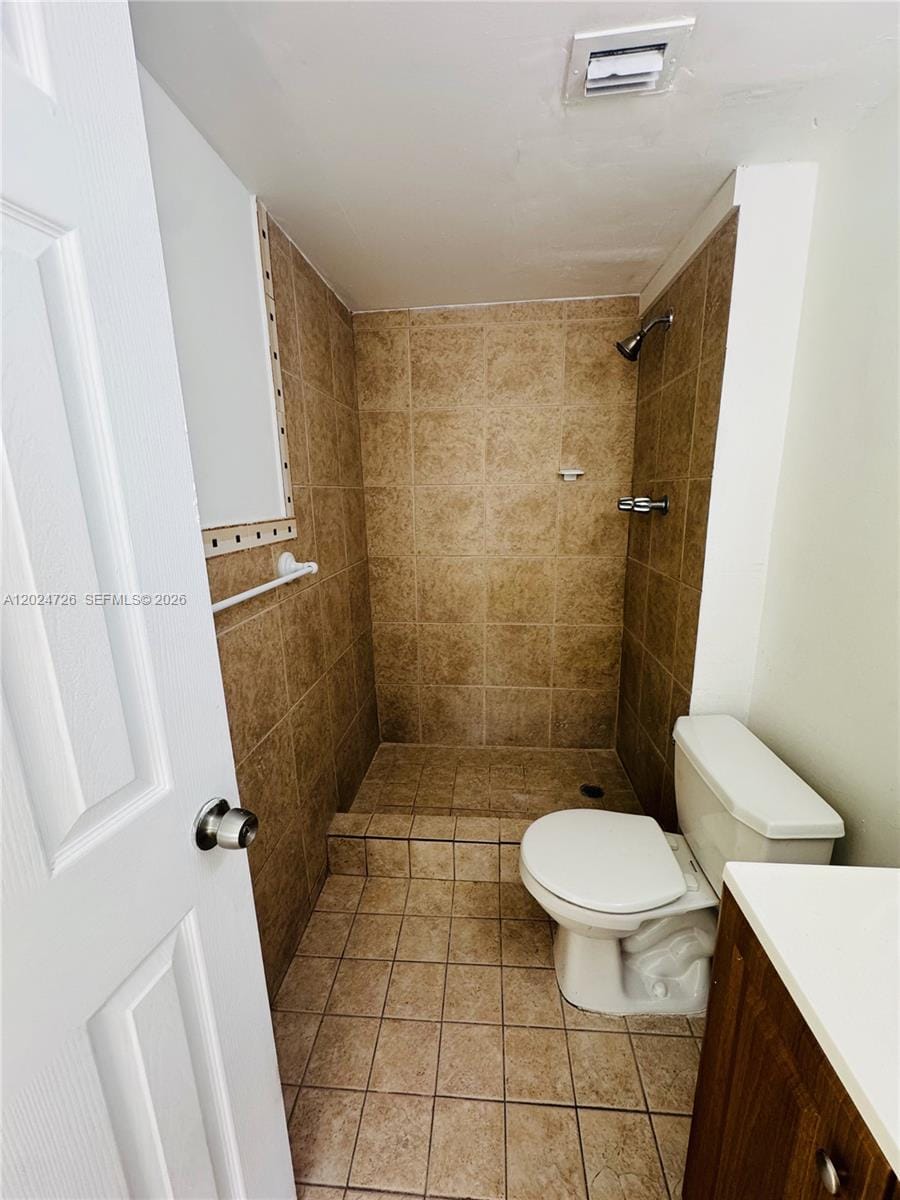 486 NW 165th St Road B-201, Miami, FL 33169 photo 10