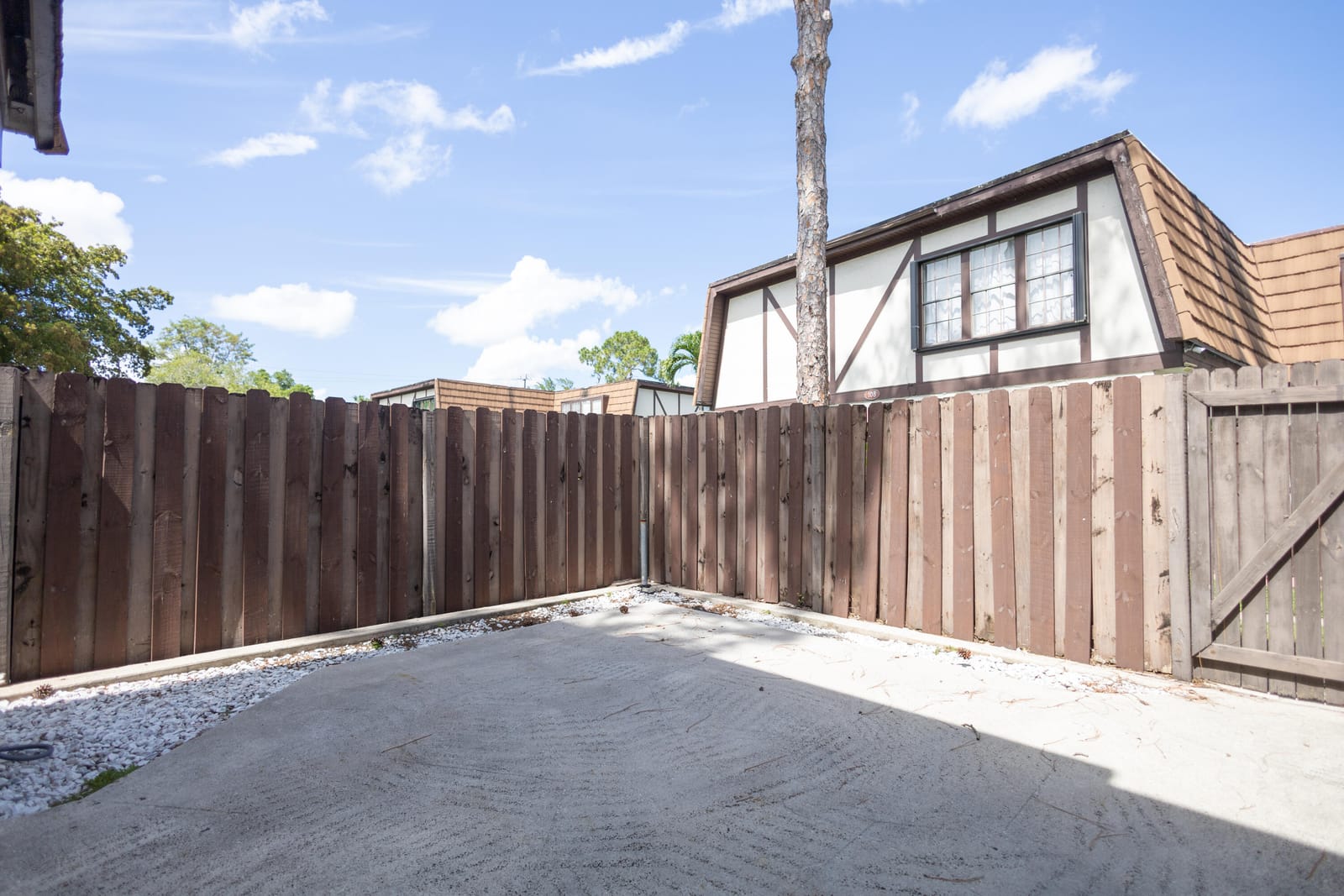 110 Weybridge Circle A — photo 11
