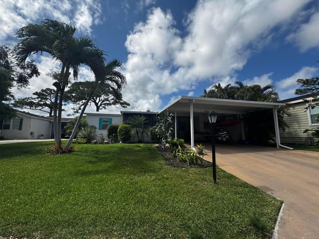 4081 4th Court, Maralago Cay, Lantana, FL