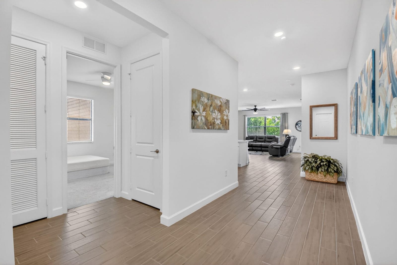 6026 Henderson Way — photo 9