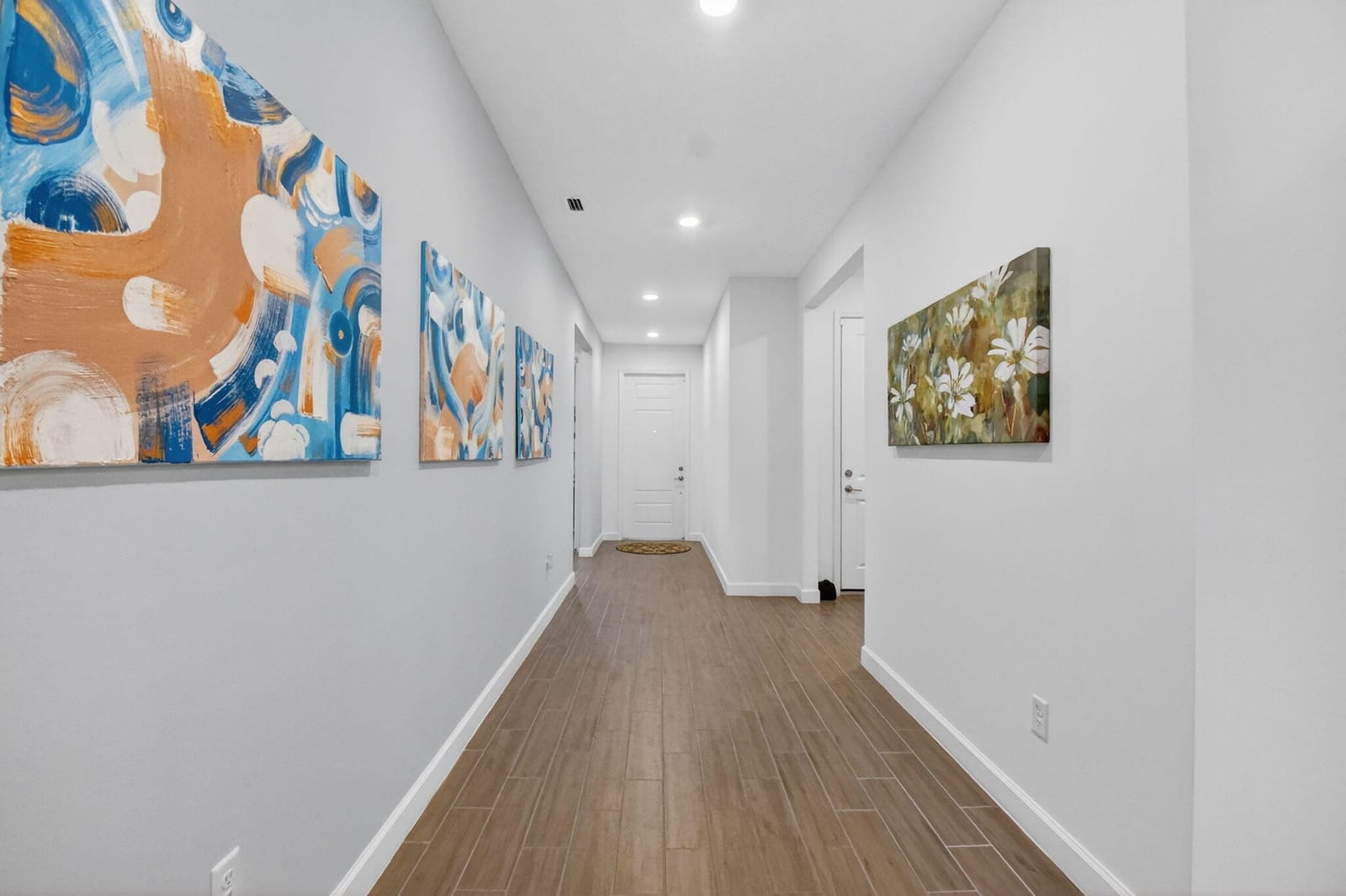 6026 Henderson Way — photo 10