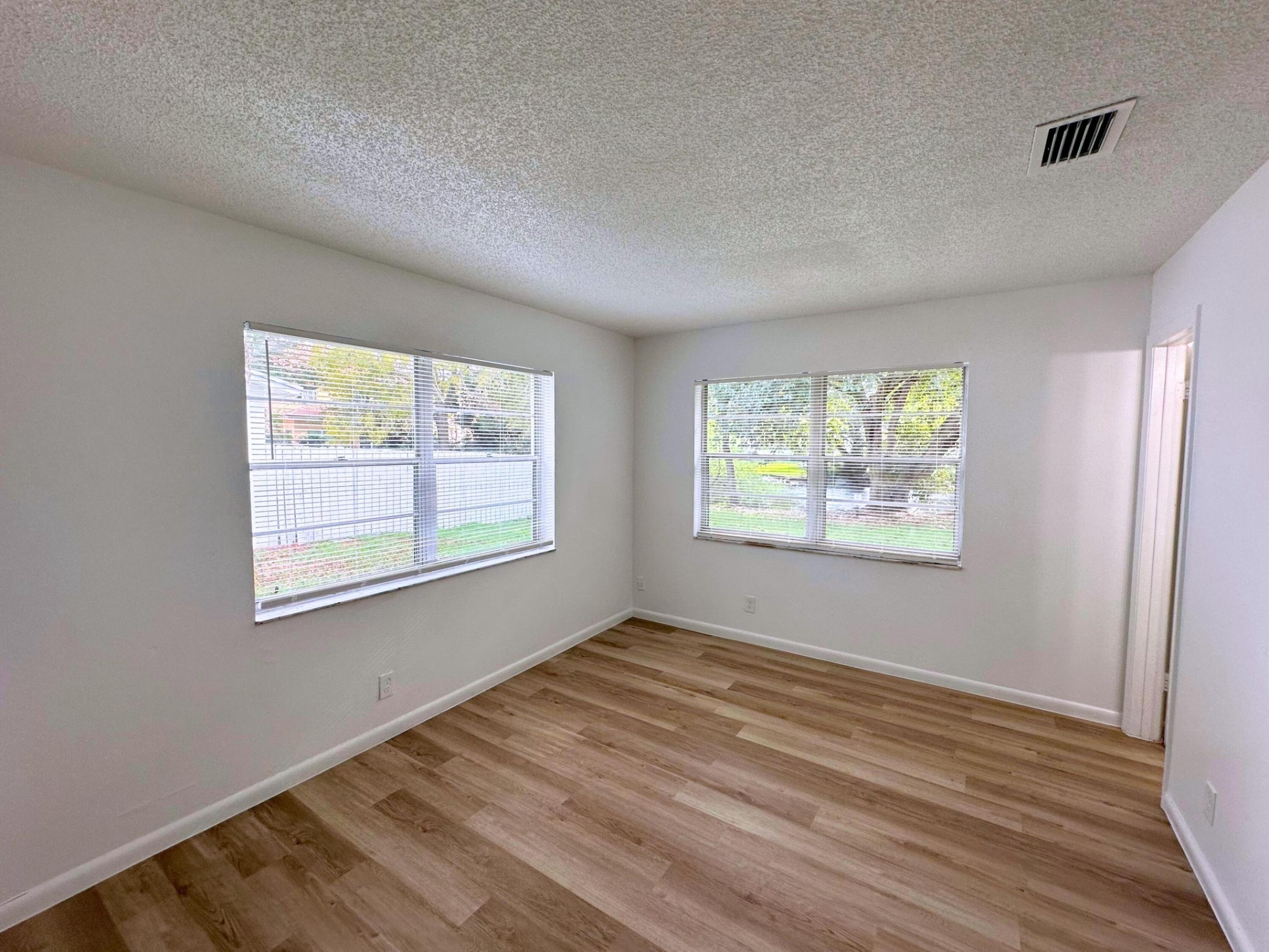 3662 Davis Road 3668, Palm Springs, FL 33461, Palm Springs