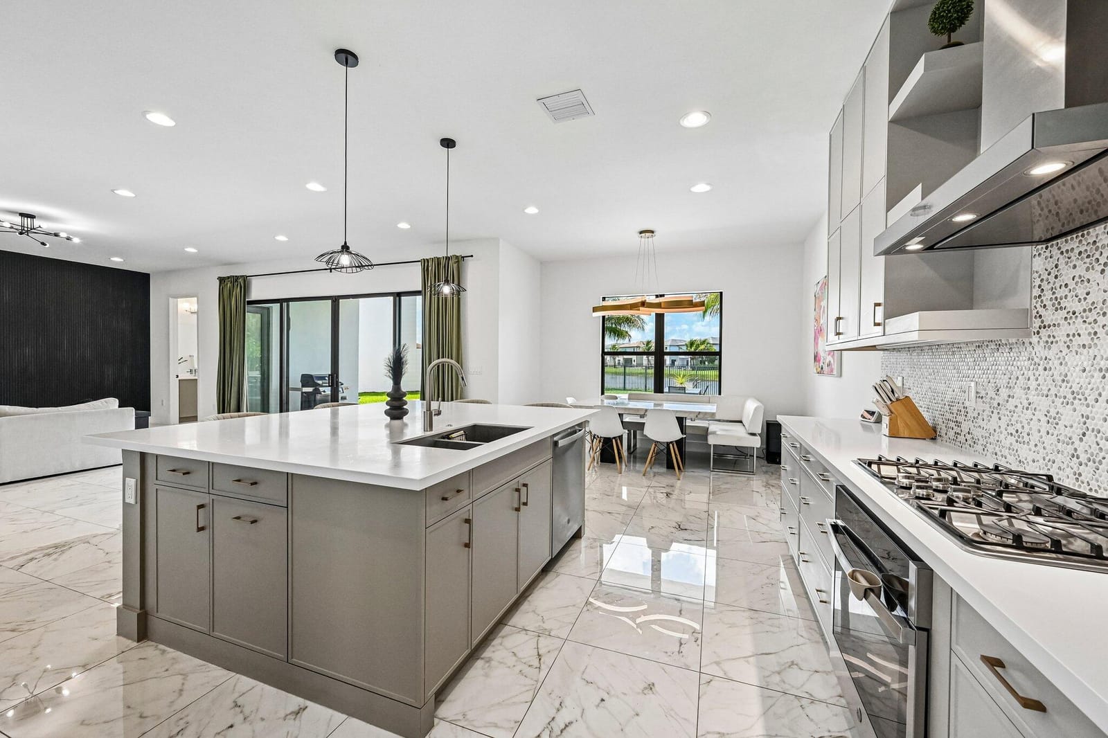 8116 Laurel Falls Drive, Boca Raton, FL 33496 photo 19