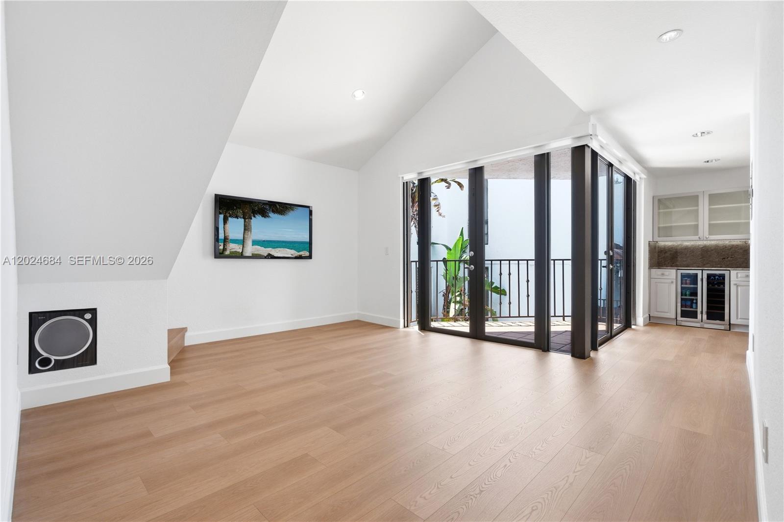 3114 Bird Avenue 3114 — photo 12