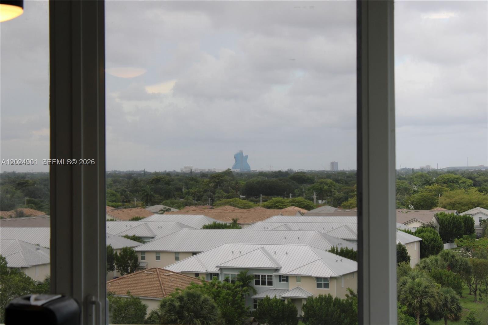 4200 Hillcrest Drive 820, Hollywood, FL 33021 photo 8