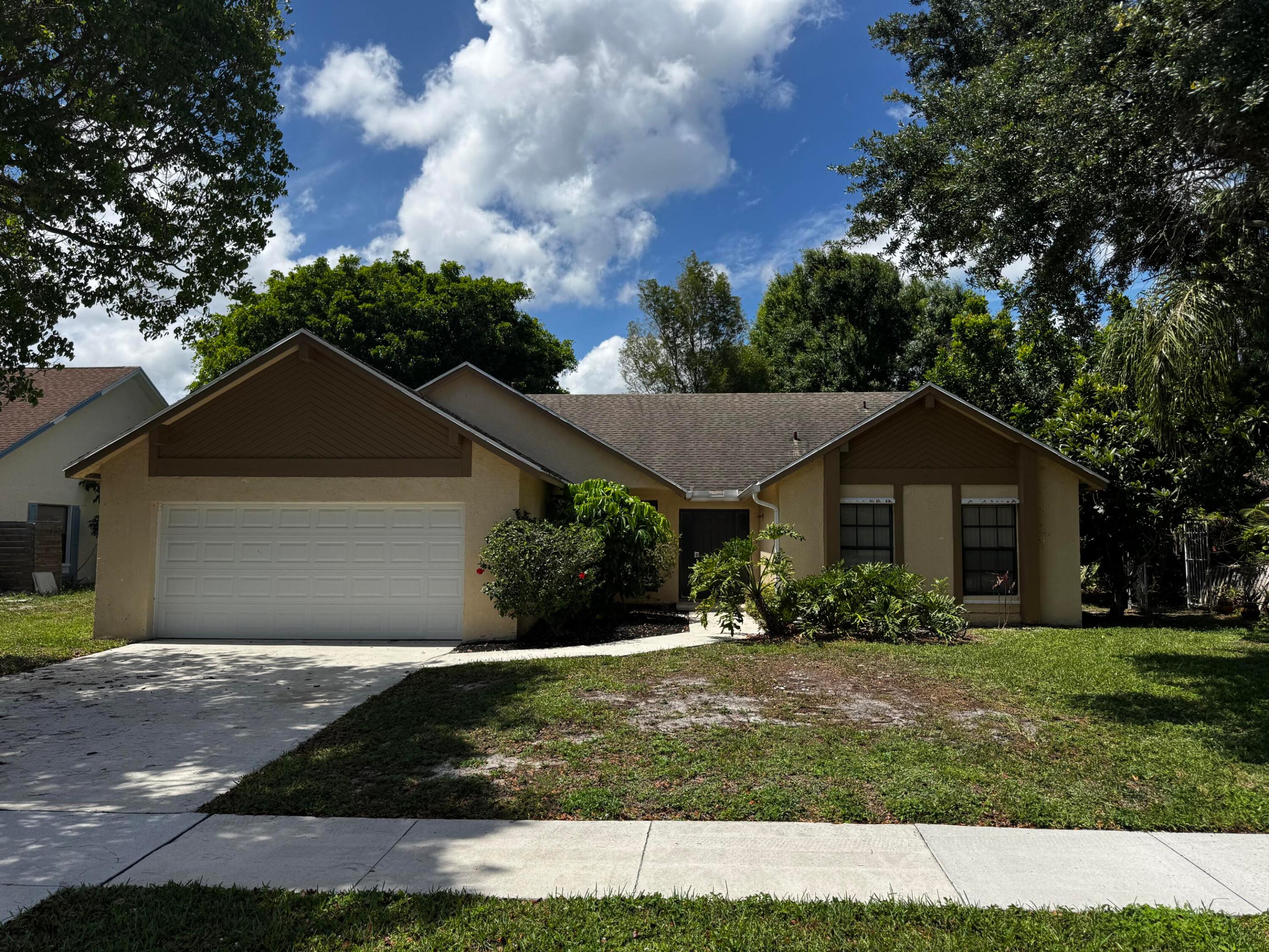 12303 Sannenwood Lane, Wellington, FL 33414, Wellington