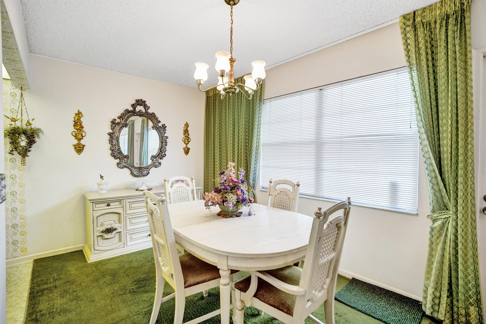 2049 Lyndhurst K 2049 — photo 11