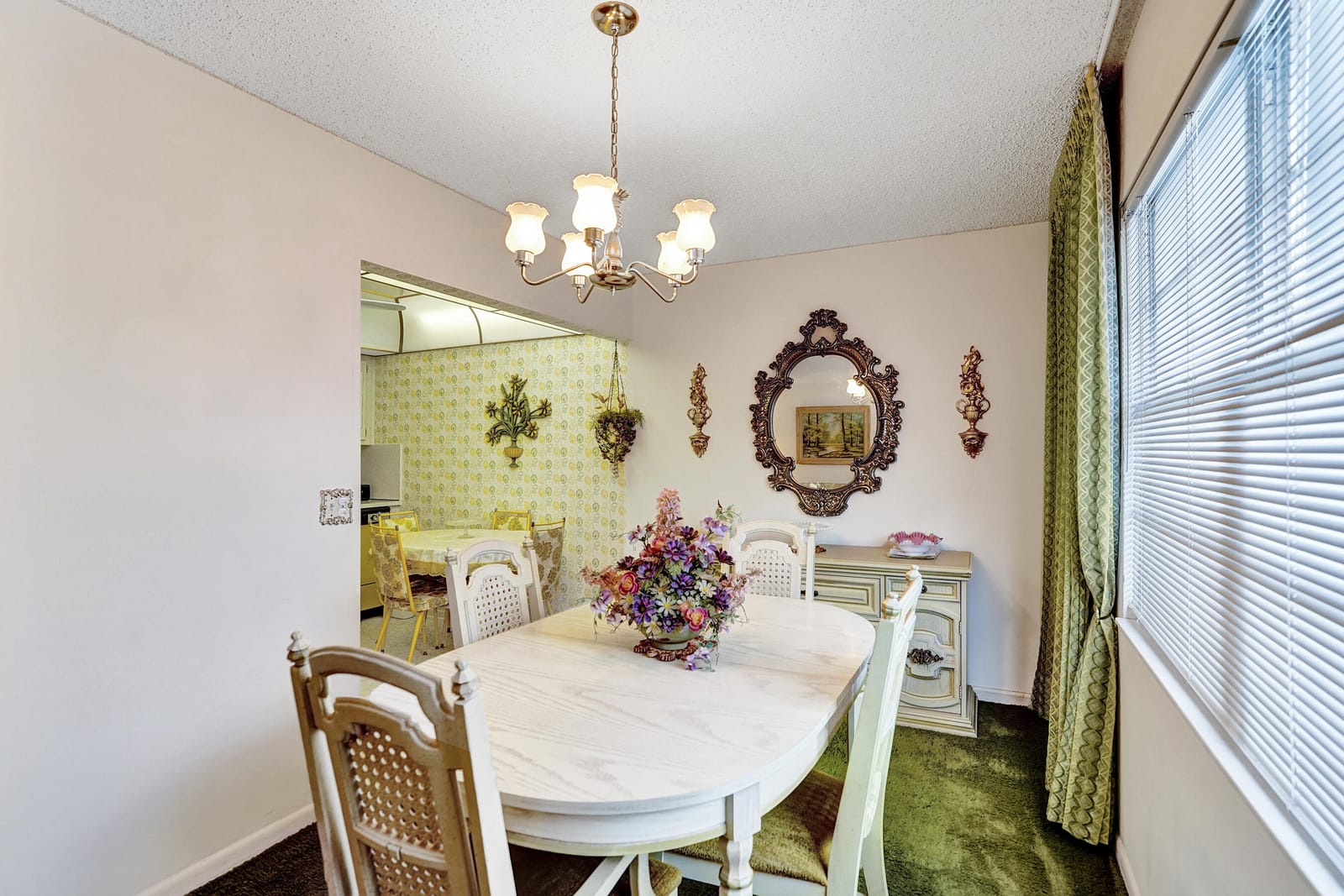 2049 Lyndhurst K 2049 — photo 5