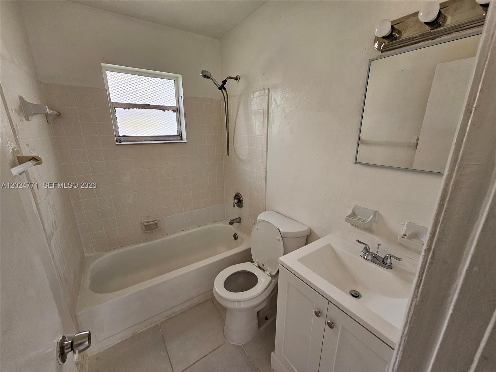 2435 NW 8th Place 2, Fort Lauderdale, FL 33311, Fort Lauderdale