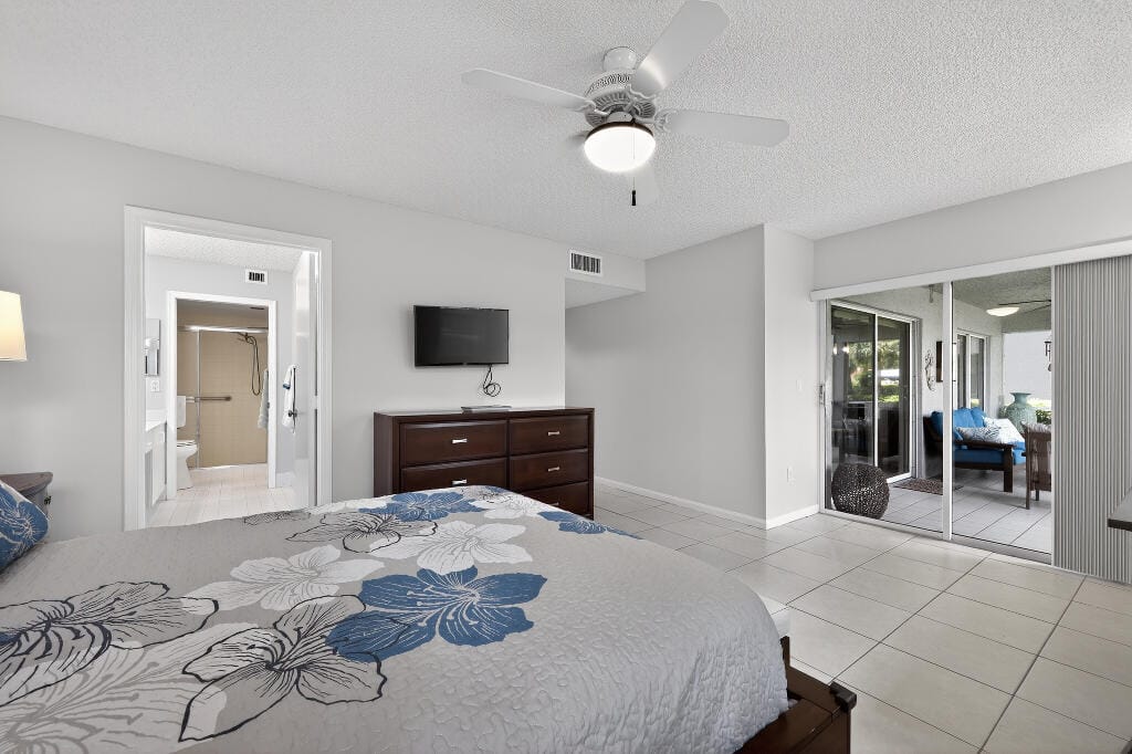 7634 Majestic Palm Drive 101, Boynton Beach, FL 33437 photo 21