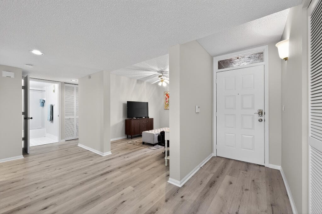 7634 Majestic Palm Drive 101, Boynton Beach, FL 33437 photo 5
