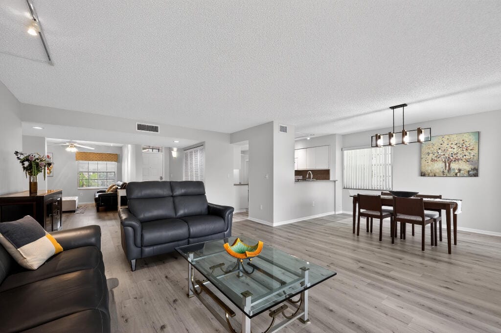 7634 Majestic Palm Drive 101, Boynton Beach, FL 33437 photo 7