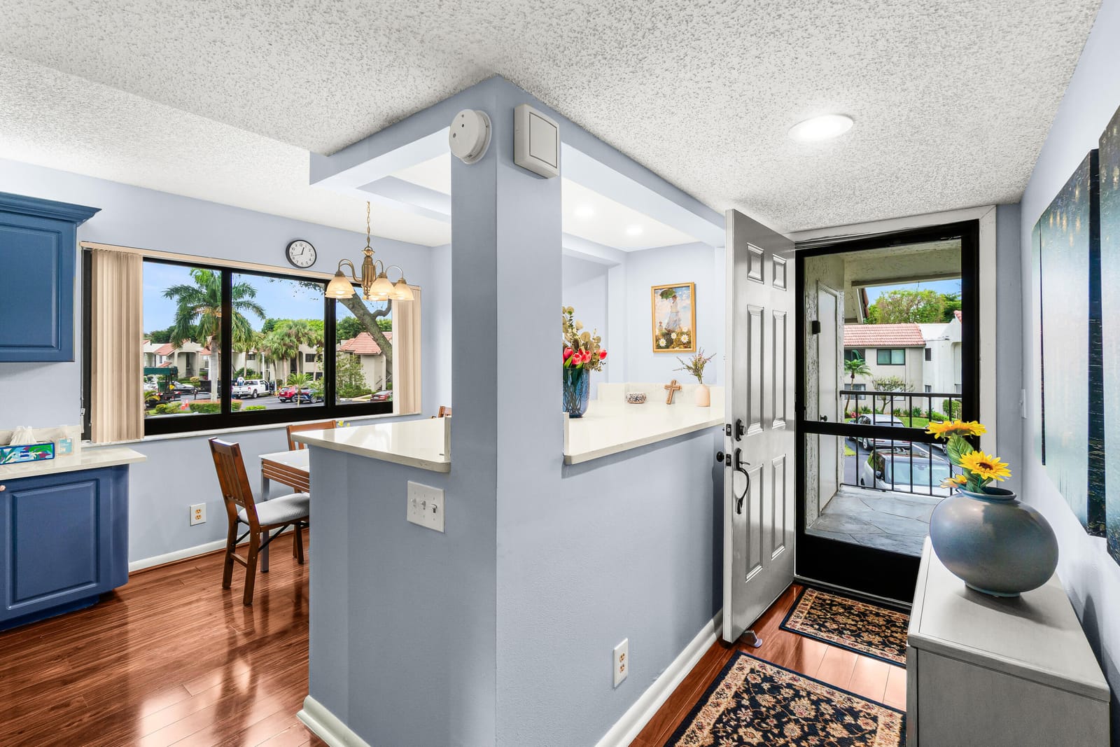 5687 Fairway Park Drive — photo 2