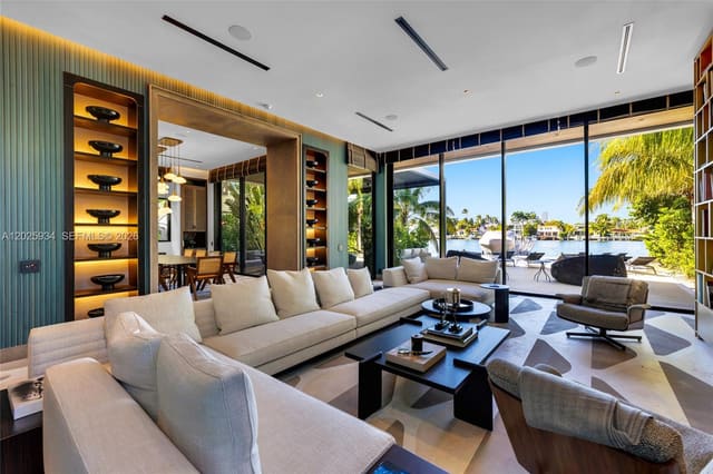 200 W Rivo Alto Drive, Miami Beach, FL 33139