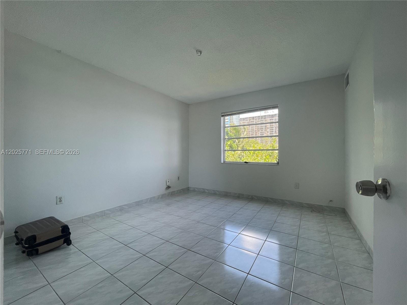 2201 Brickell Avenue 73 — photo 12