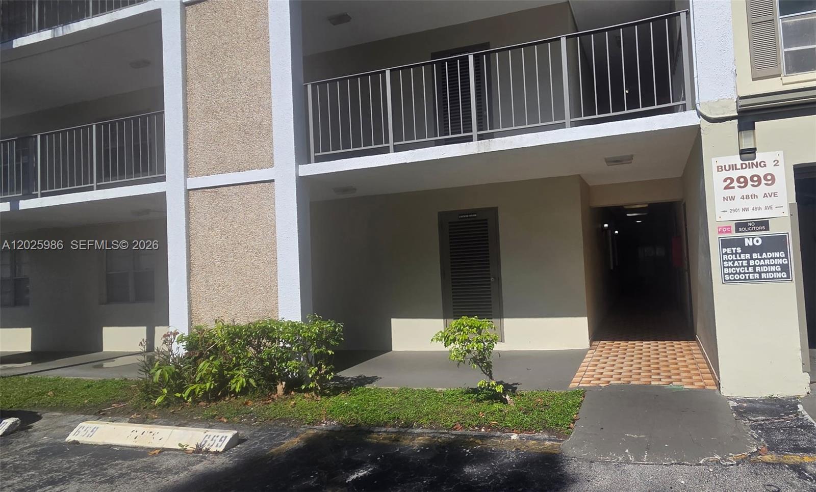 2999 NW 48th Avenue 246, Lauderdale Lakes, FL 33313, Lauderdale Lakes