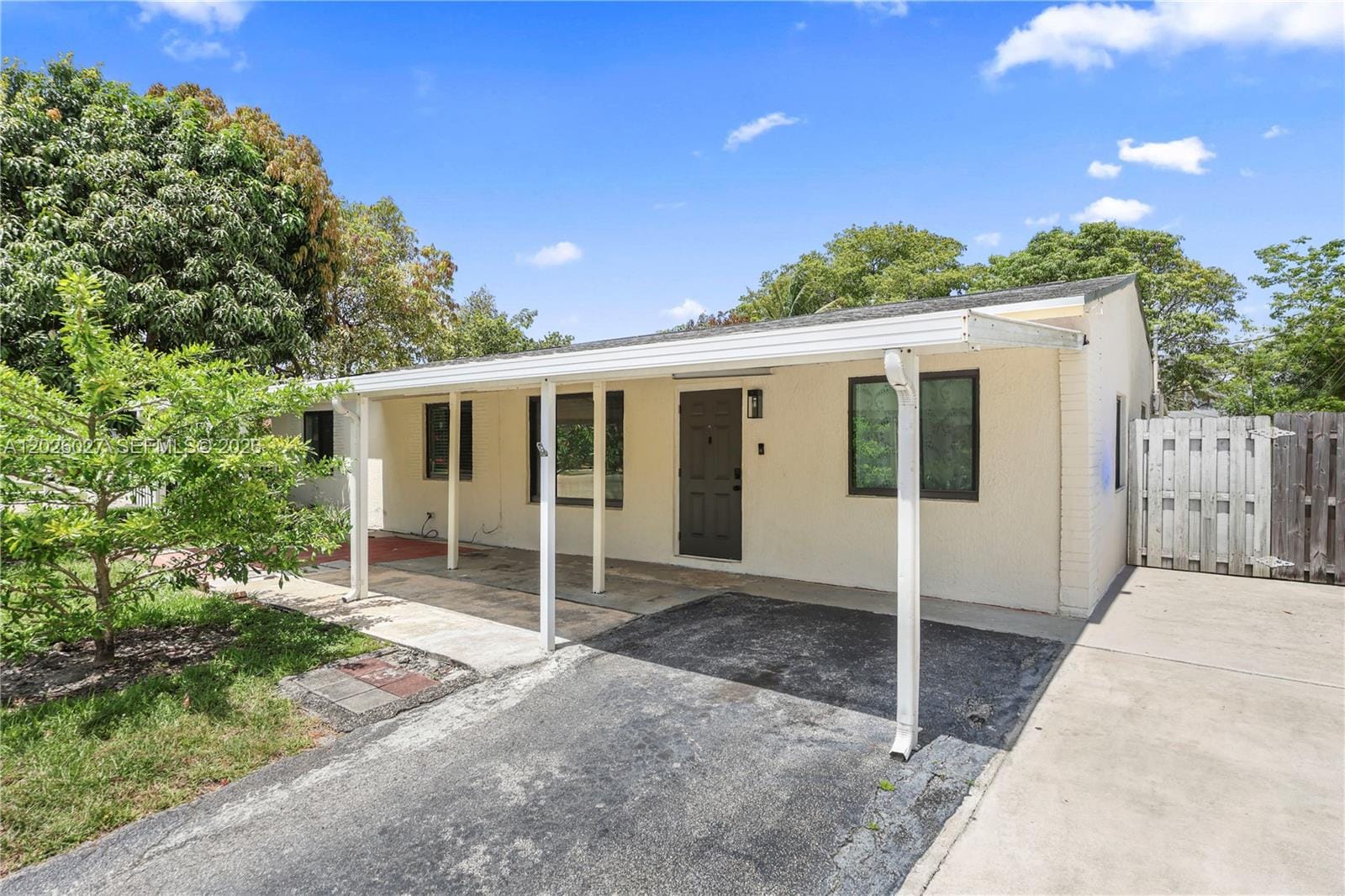 1611 SW 67th Avenue, North Lauderdale, FL 33068 photo 3