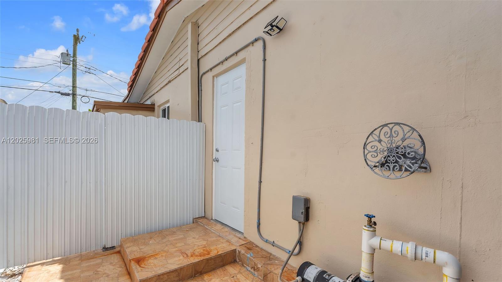 10460 SW 43rd Street 2, Miami, FL 33165, Miami