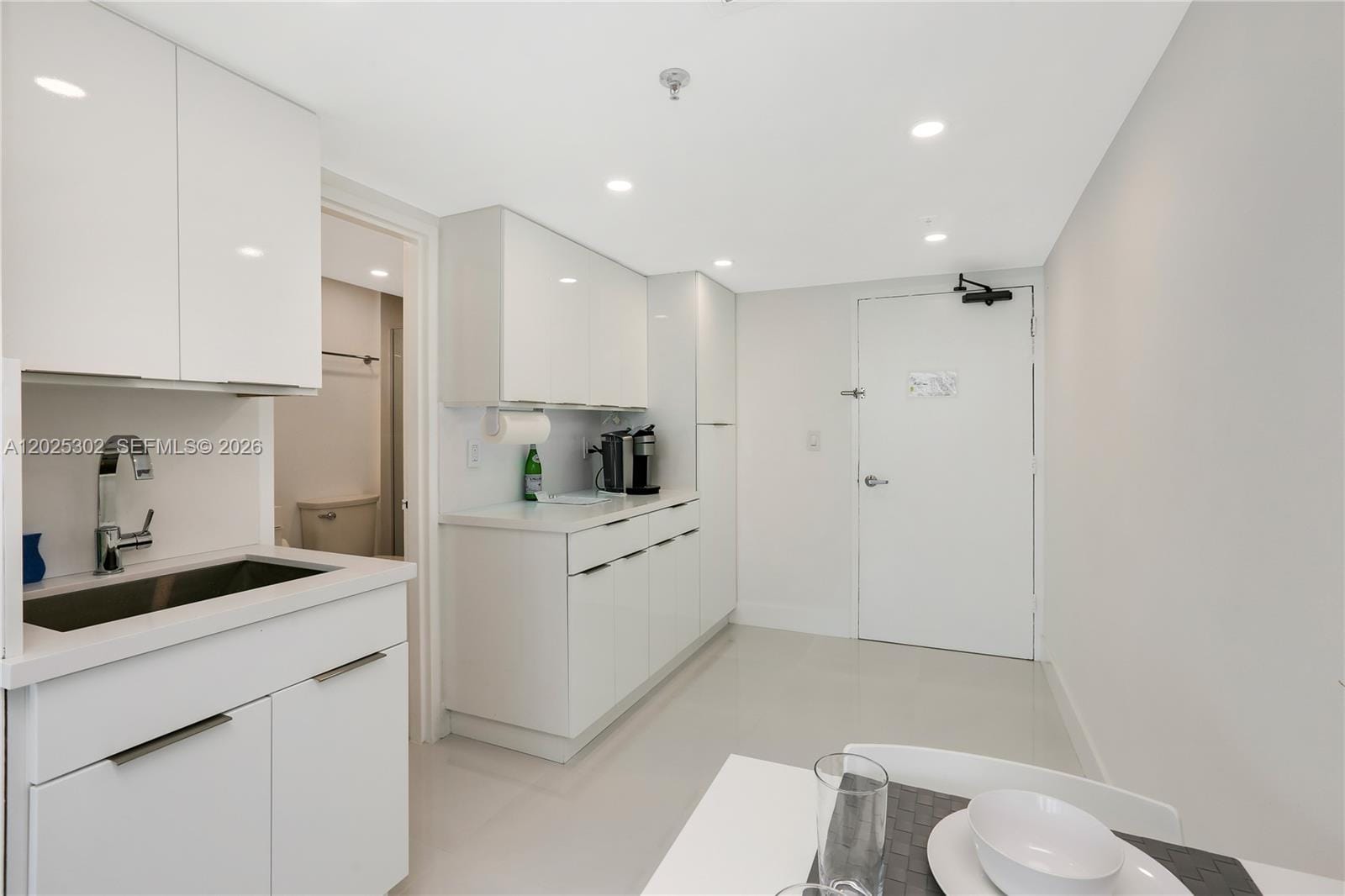 5445 Collins Avenue 1203, Miami Beach, FL 33140 photo 2