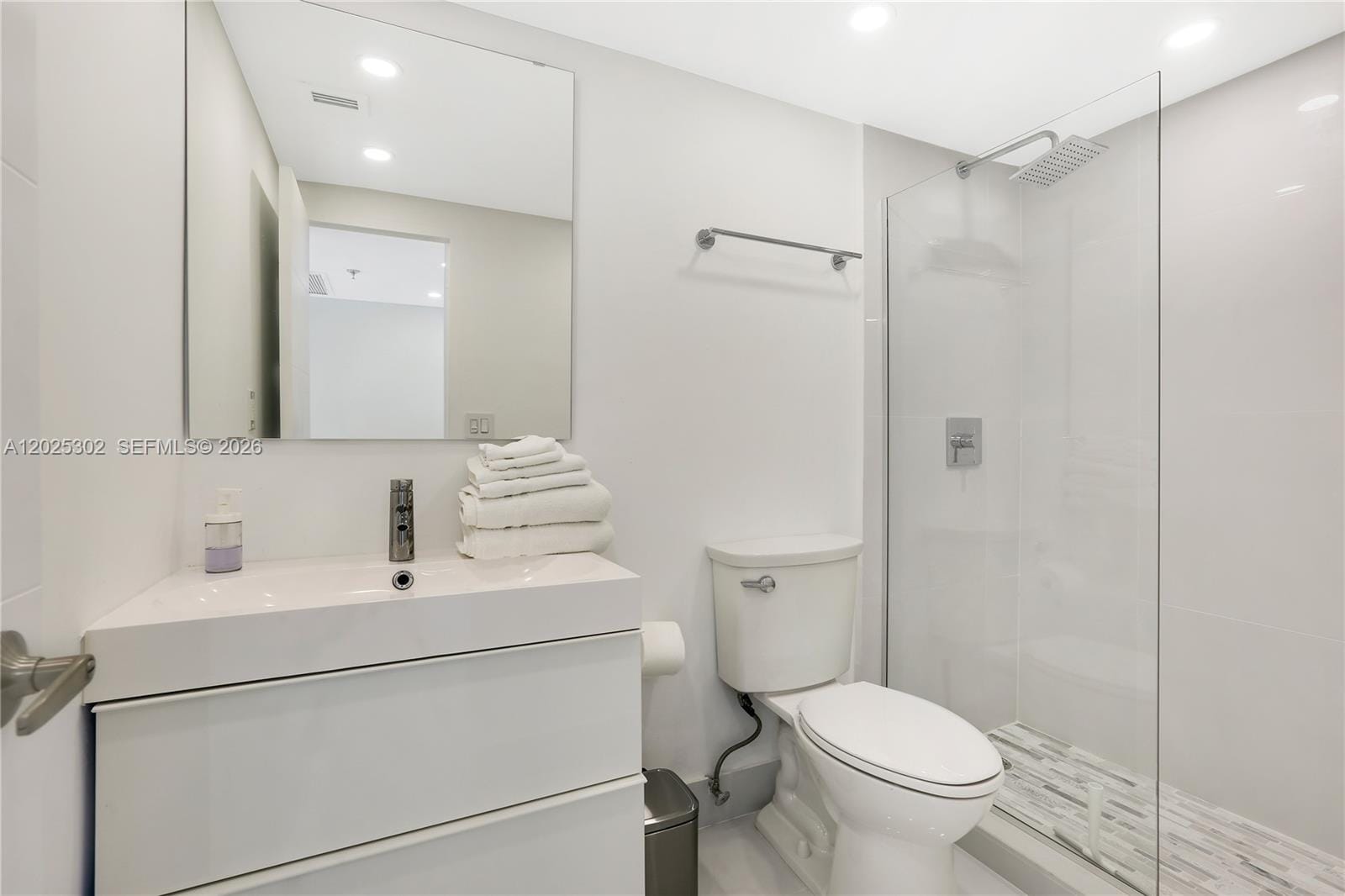 5445 Collins Avenue 1203, Miami Beach, FL 33140 photo 8