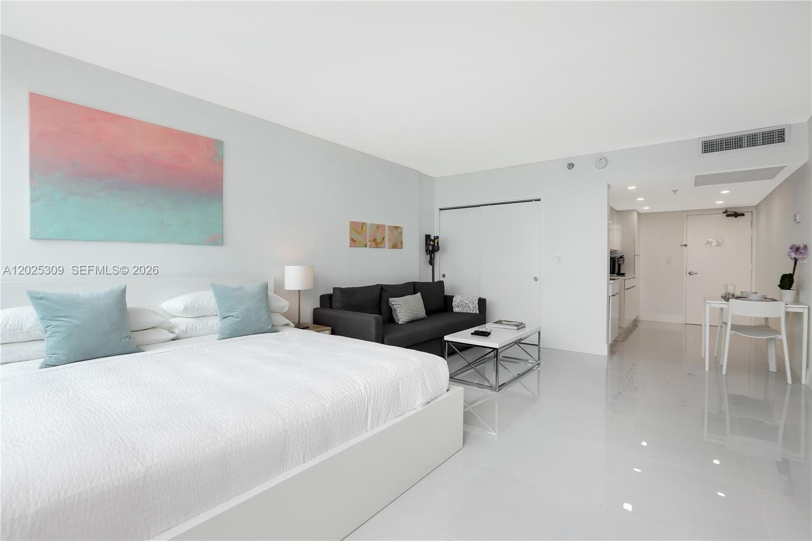 5445 Collins Avenue 928, Miami Beach, FL 33140 photo 4