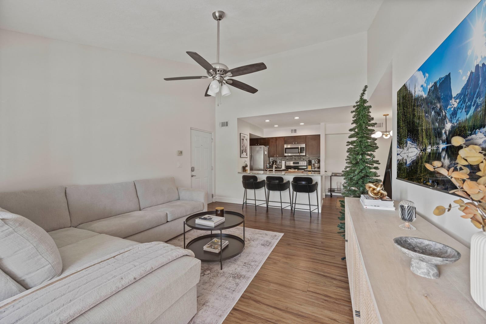 1727 Village Boulevard 306 — photo 4