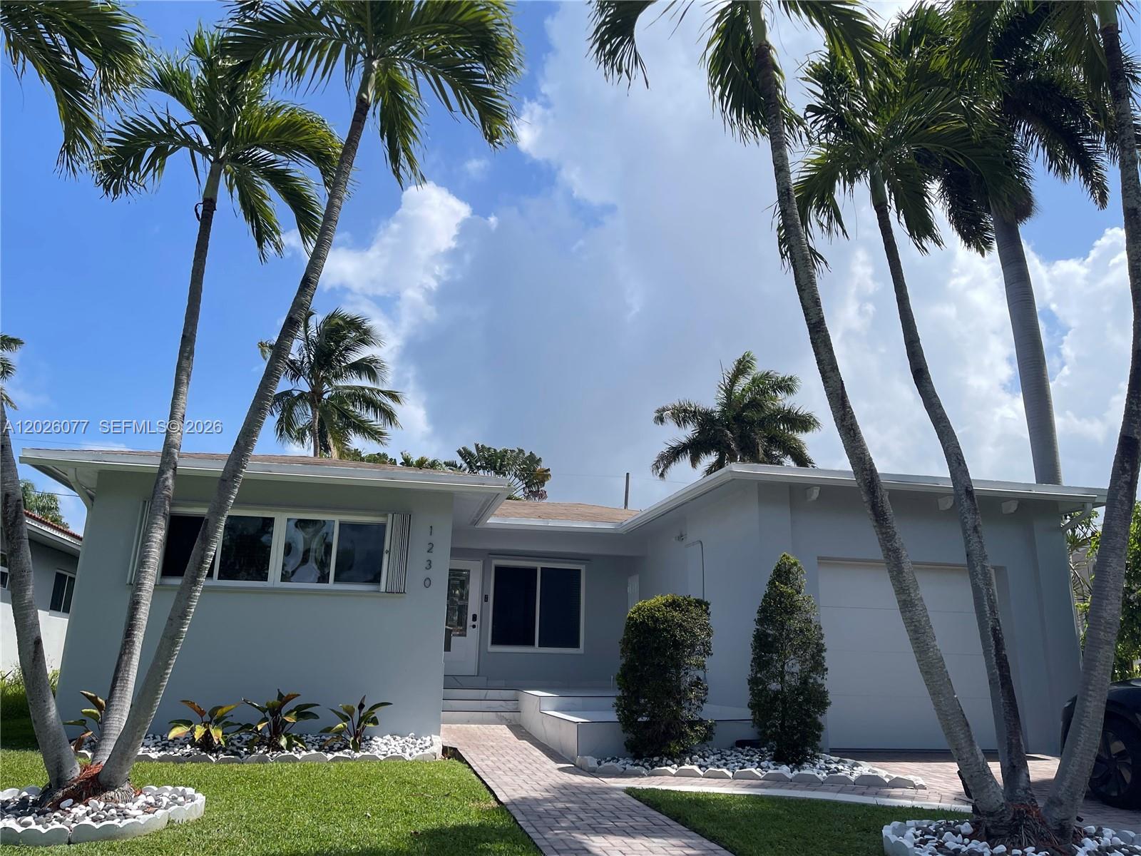 1230 Hollywood Boulevard, Hollywood, FL 33019, Hollywood