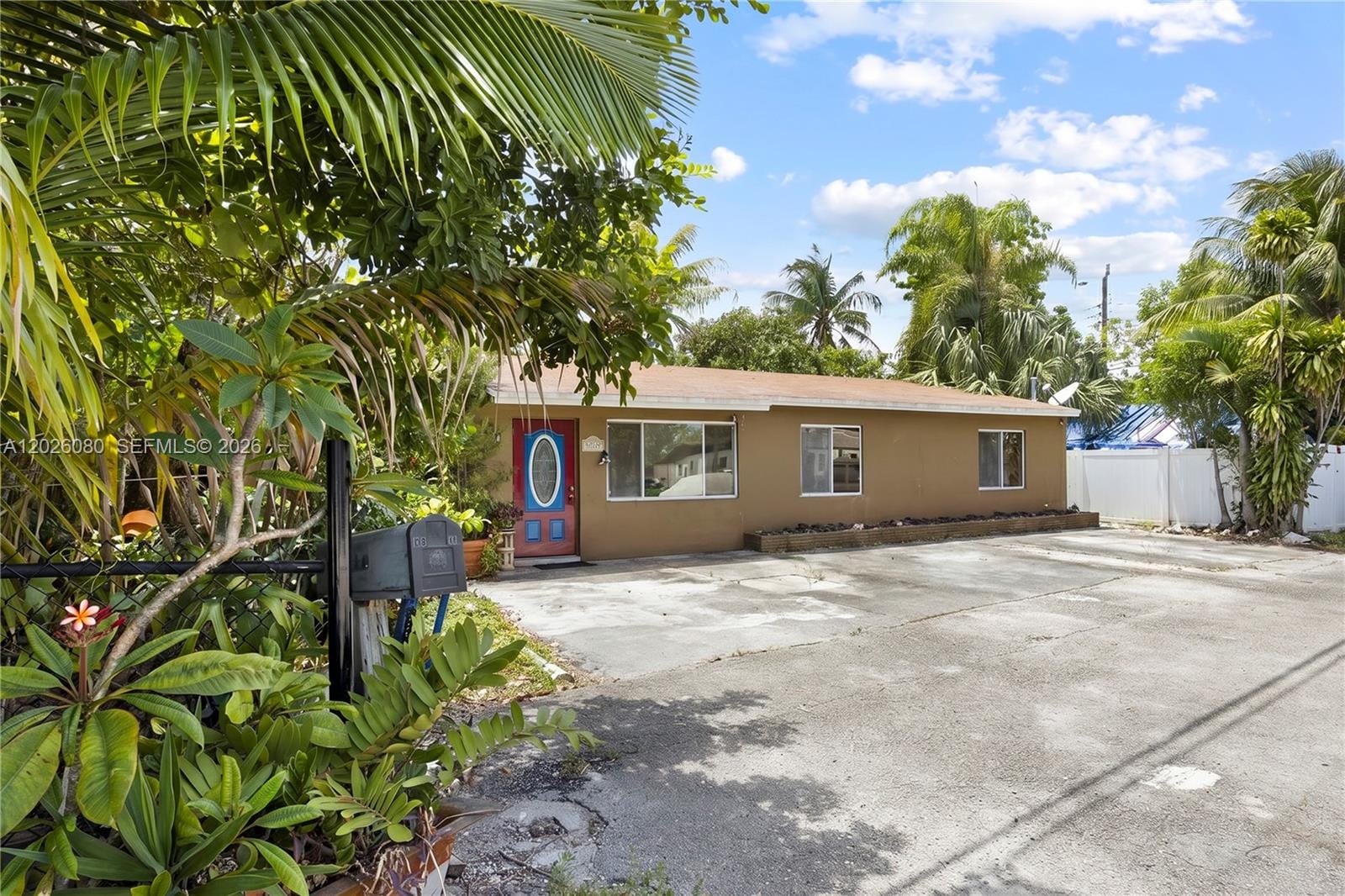 1975 SW 41st Avenue, Fort Lauderdale, FL 33317 photo 2