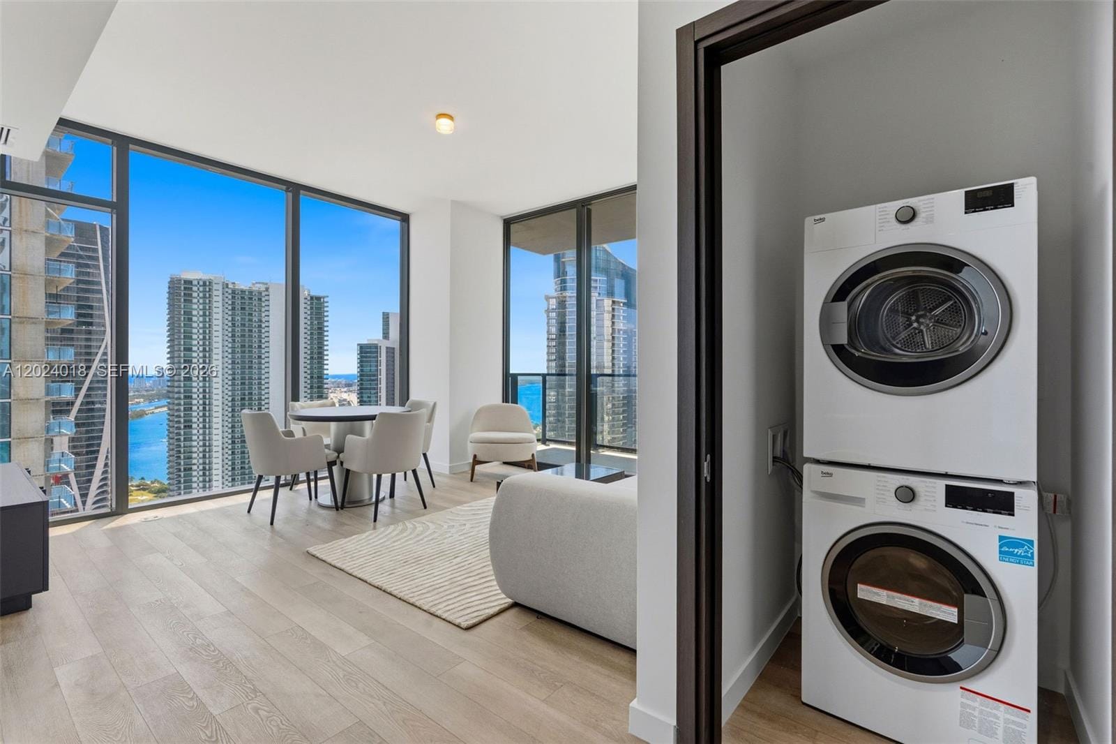 20 NE 11th 20 Ne 11th Street 4504, Miami, FL 33132 photo 14