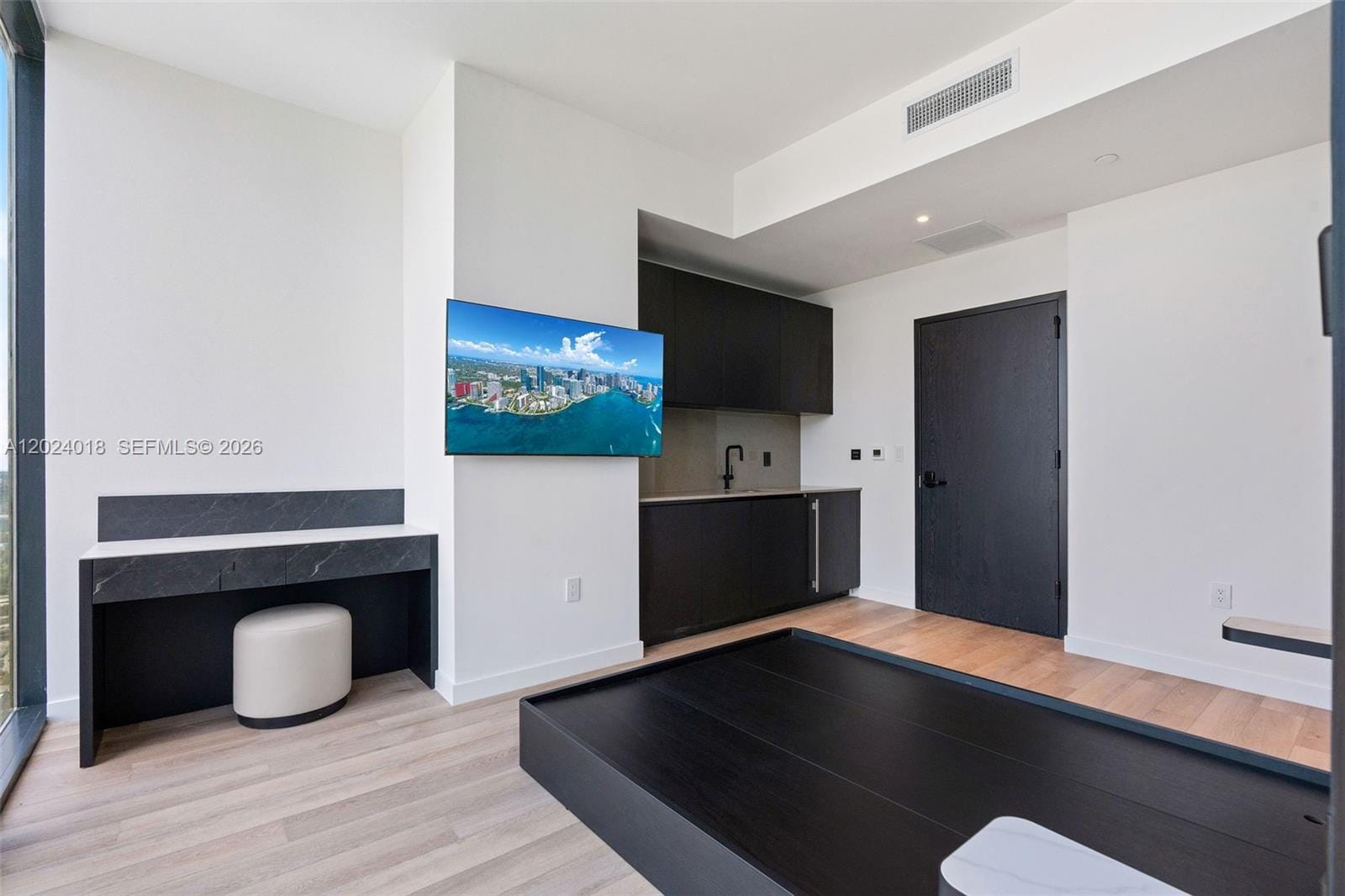 20 NE 11th 20 Ne 11th Street 4504, Miami, FL 33132 photo 23