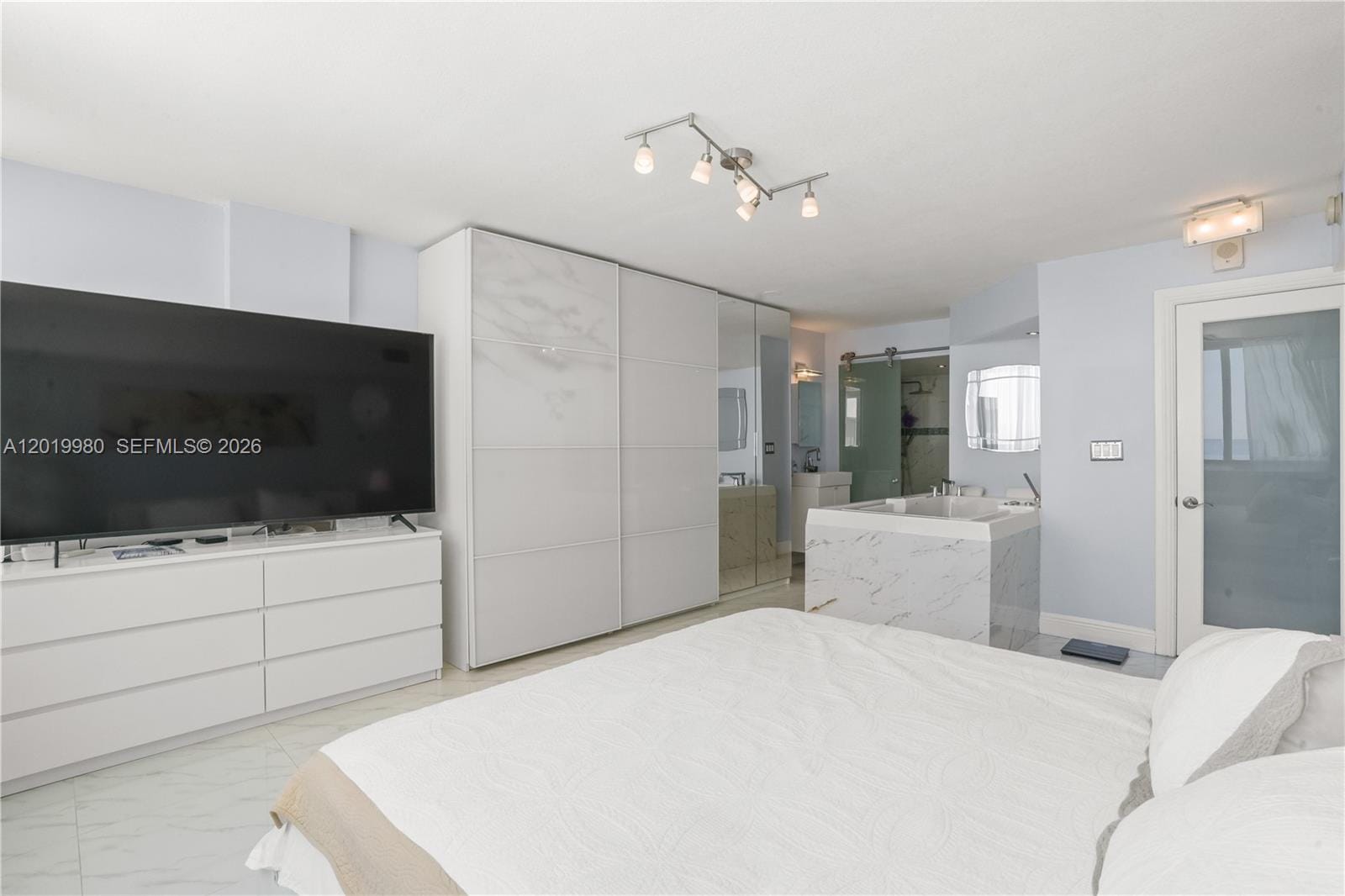 7135 Collins Avenue 712, Miami Beach, FL 33141 photo 14