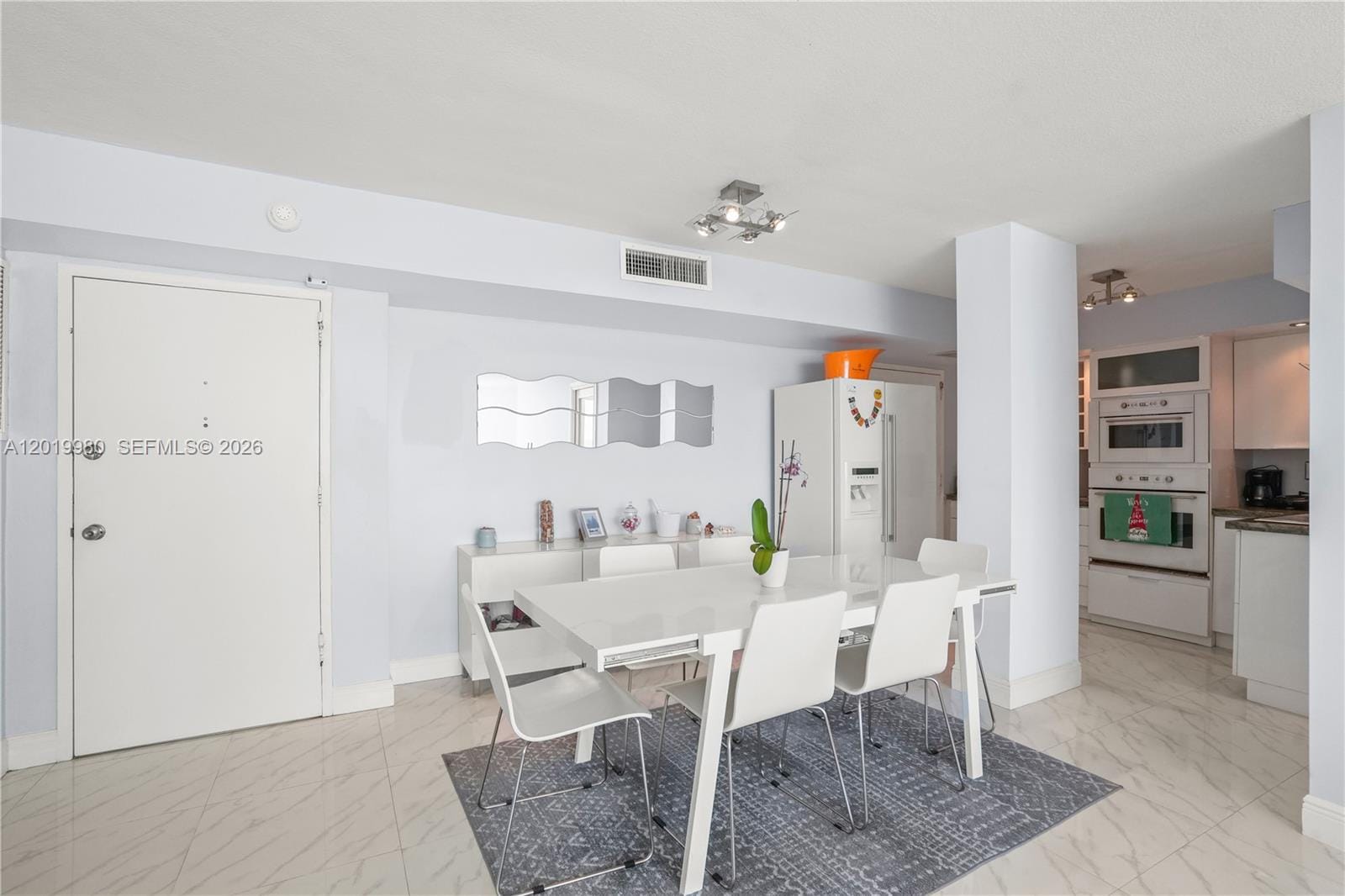7135 Collins Avenue 712, Miami Beach, FL 33141 photo 4