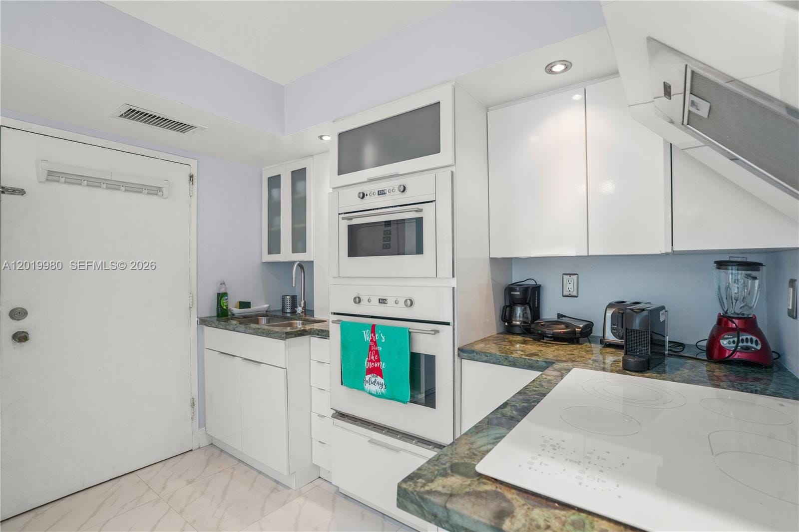 7135 Collins Avenue 712, Miami Beach, FL 33141 photo 5