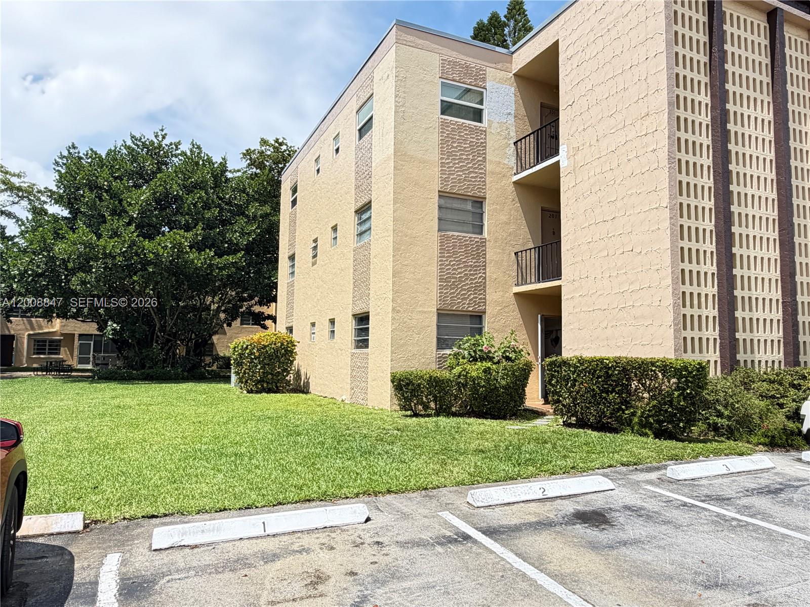 101 Berkley Road 101, Hollywood, FL 33024, Hollywood