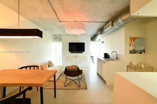 3 Island Avenue 7A, Miami Beach, FL 33139