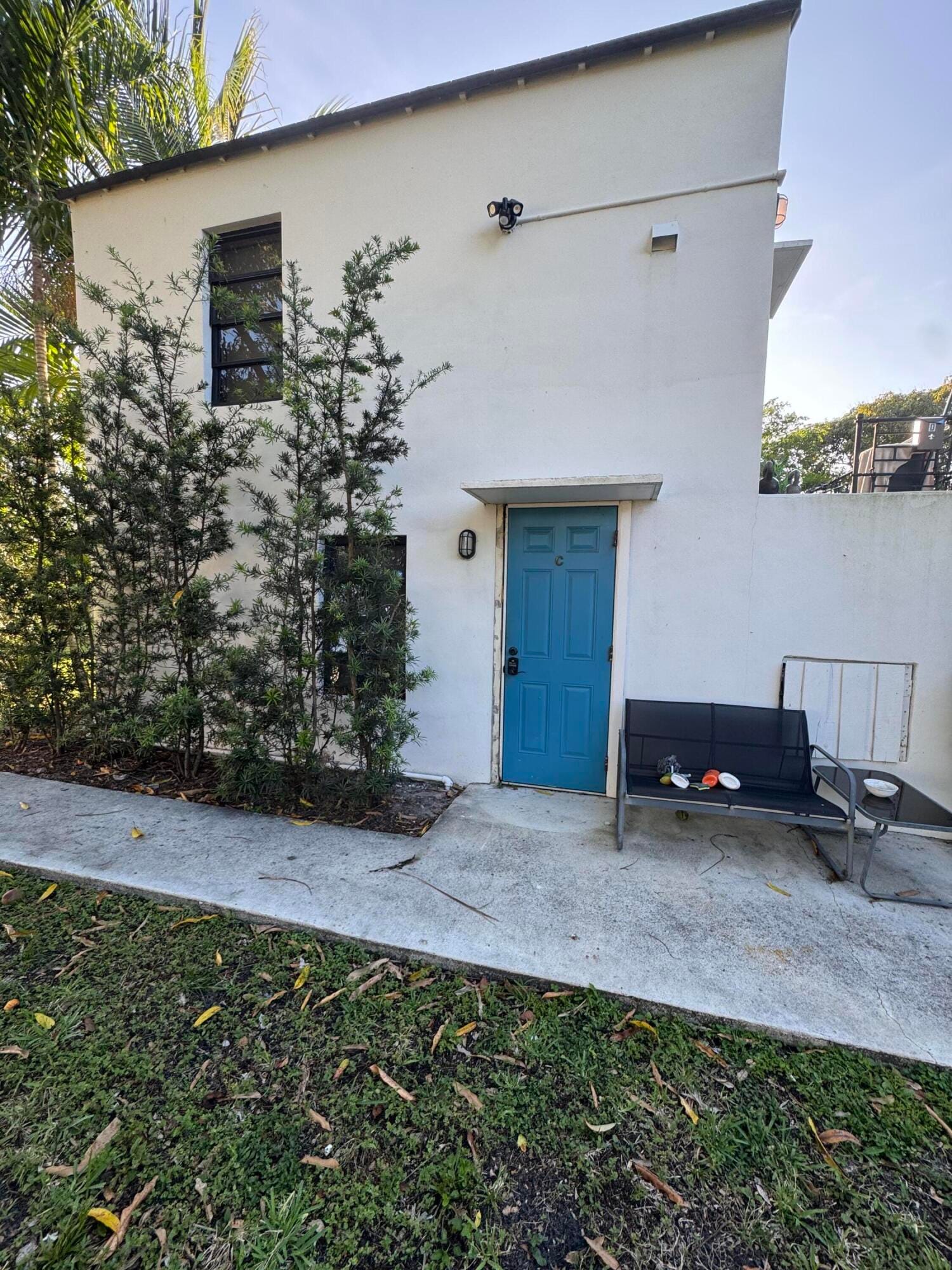 2541 NE 181st Street C, North Miami Beach, FL 33160