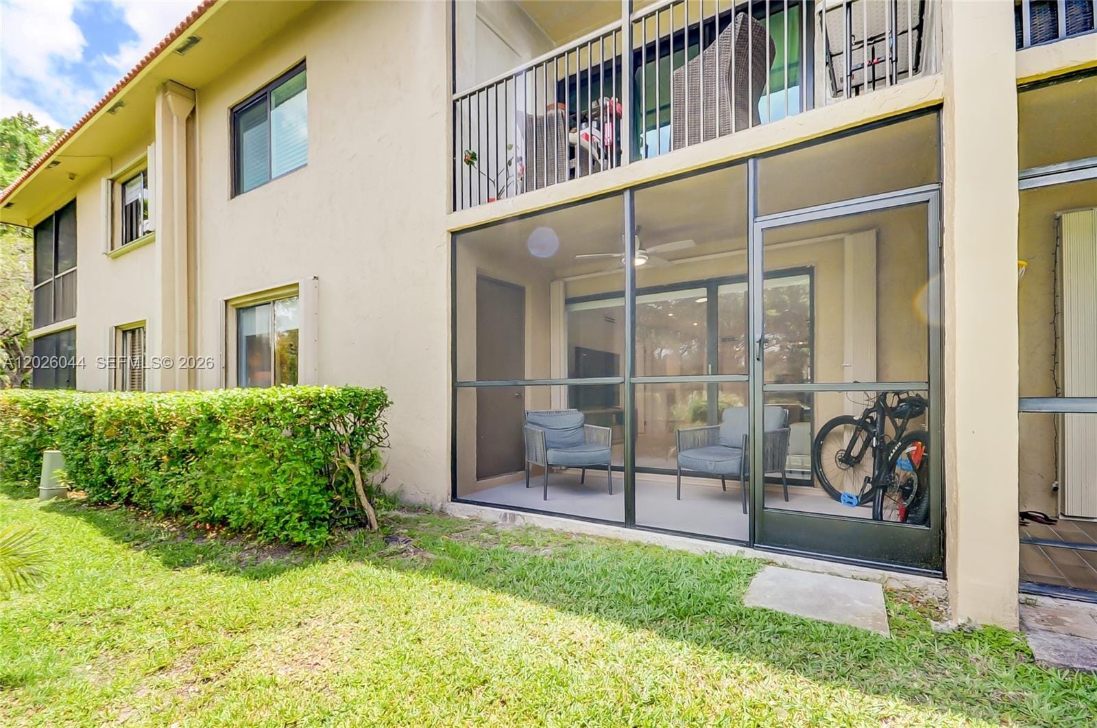 302 Lakeview Drive 105, Weston, FL 33326 photo 21