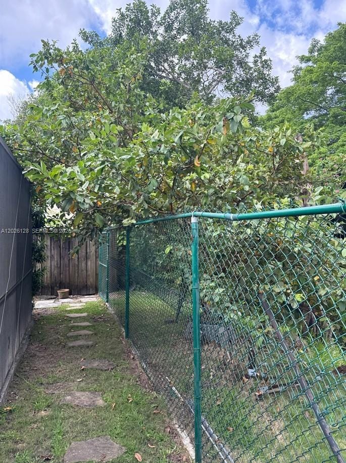8040 SW 63rd Place, Miami, FL 33143 photo 12