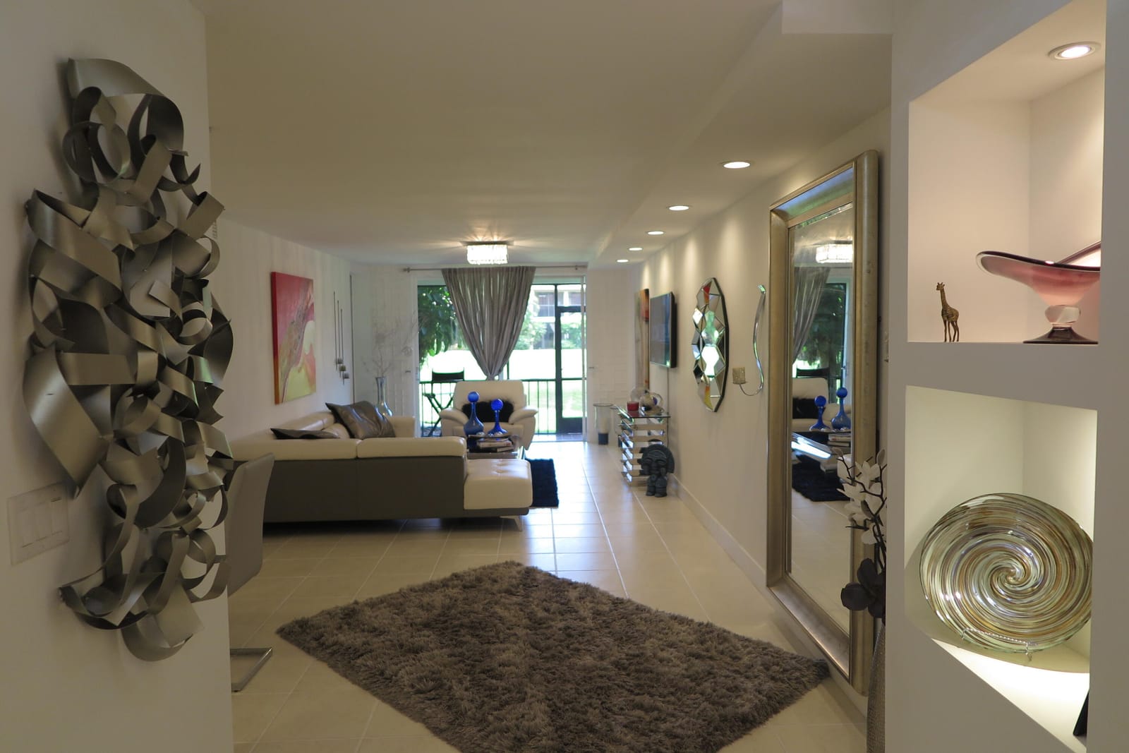 7875 La Mirada Drive — photo 4