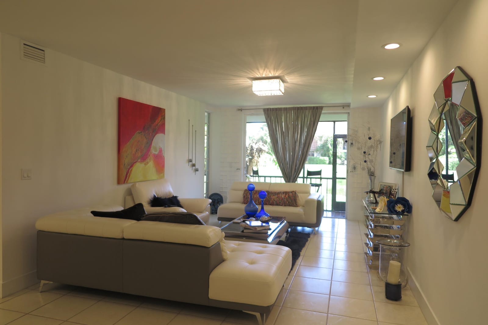 7875 La Mirada Drive — photo 6