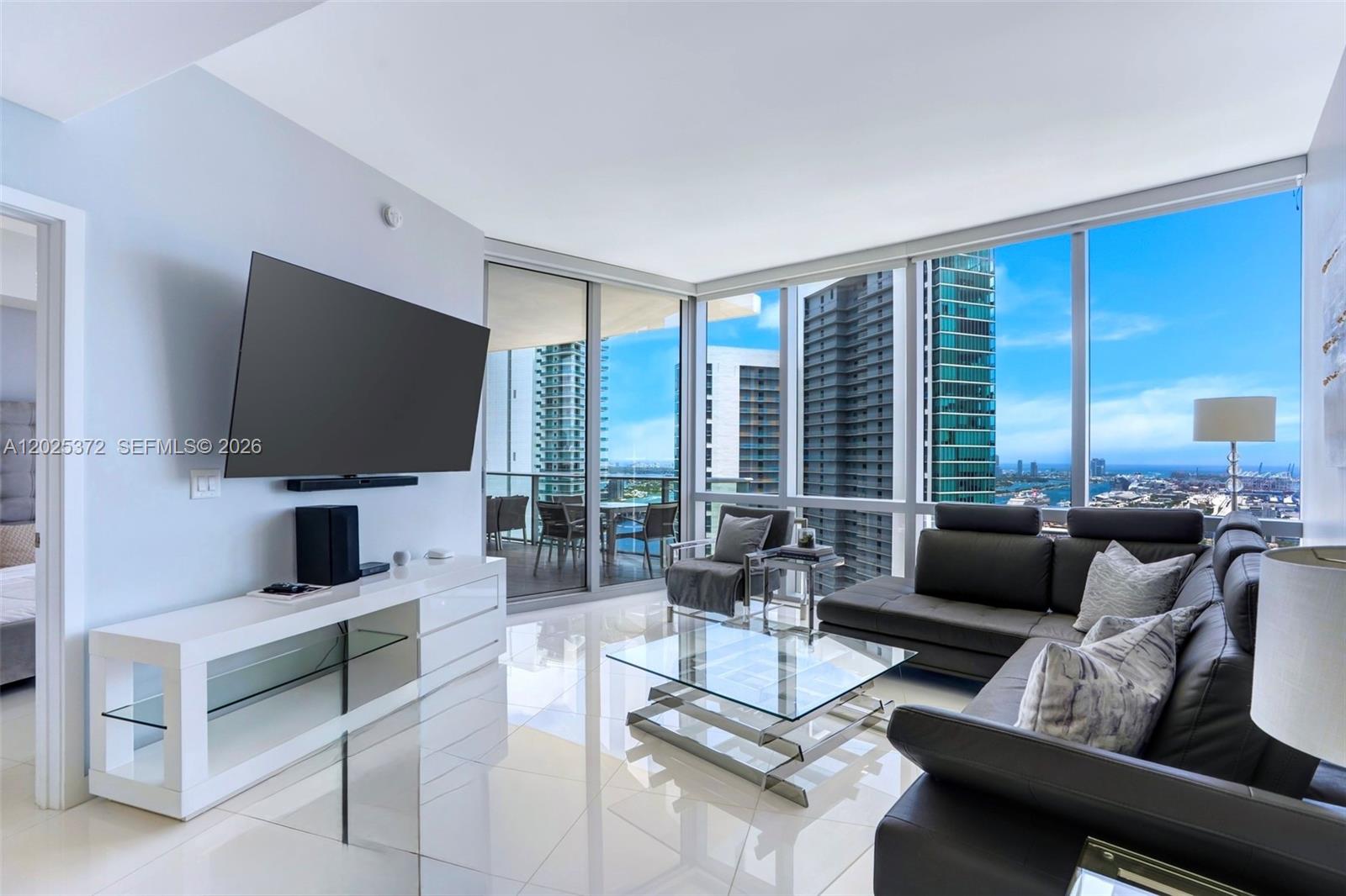 851 NE 1st Avenue 3909, Miami, FL 33132, Miami