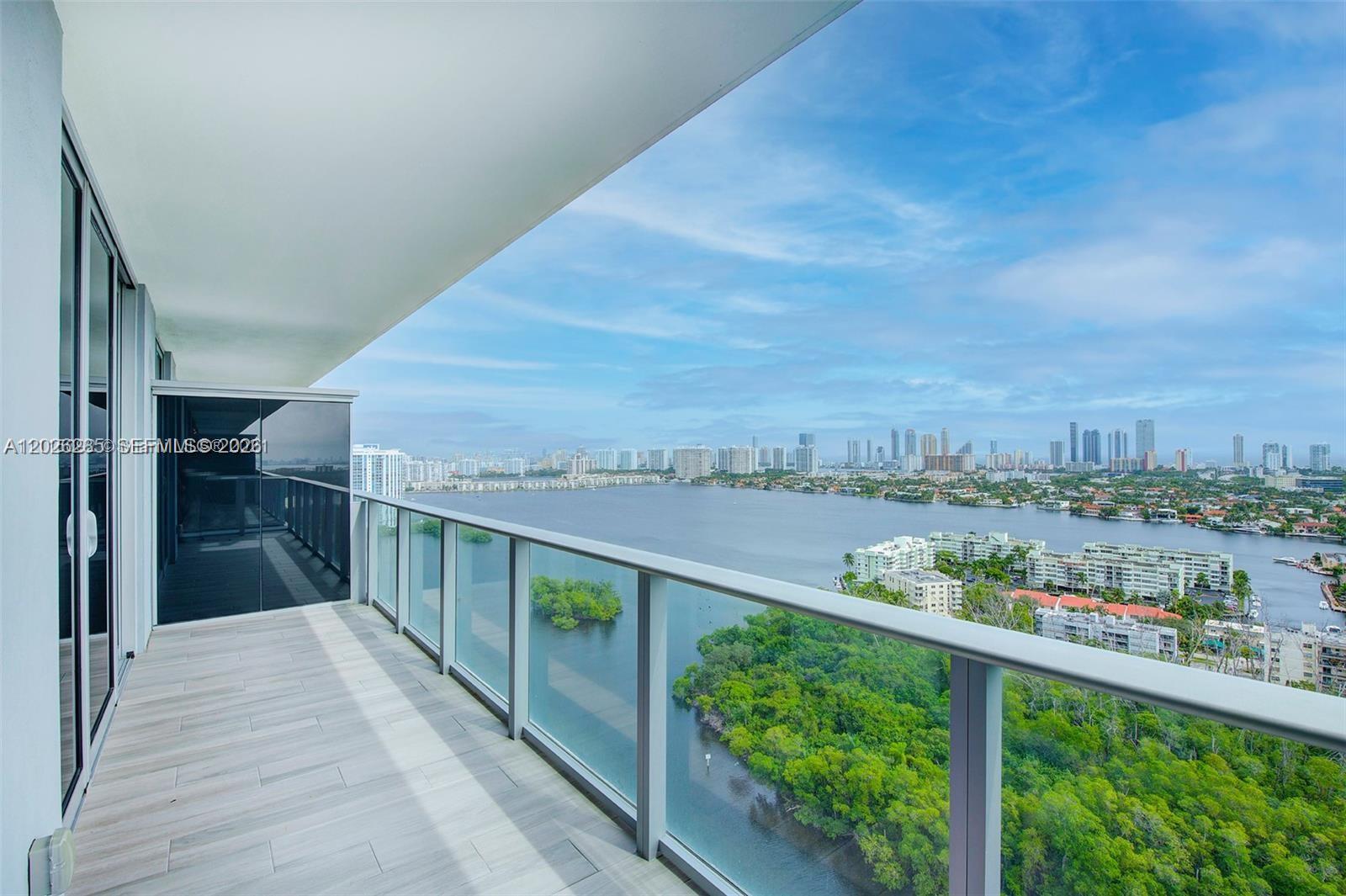 16385 Biscayne Boulevard 2616, North Miami Beach, FL 33160, North Miami Beach