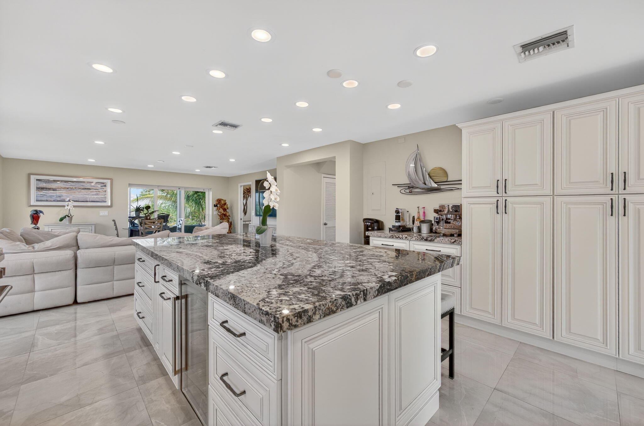27385 Saint Lucie Lane — photo 8