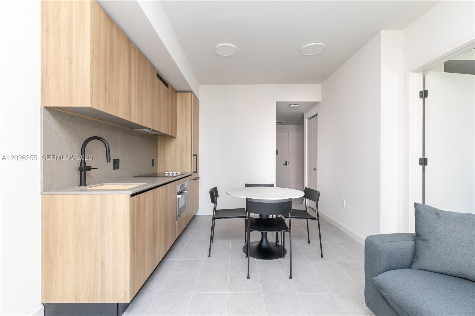 121 NE 5th Street 510, Miami, FL 33132, Miami